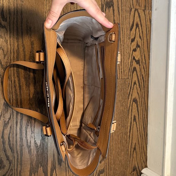 Michael Kors Purse - Picture 2 of 4